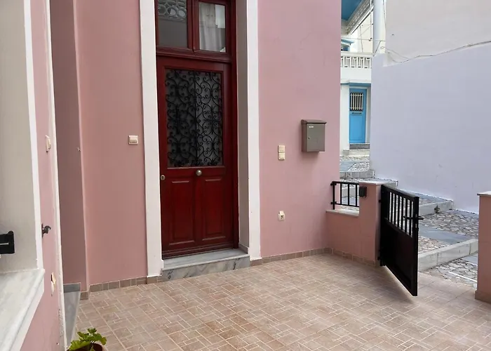 Ermoupoli, Syros City Apartments
