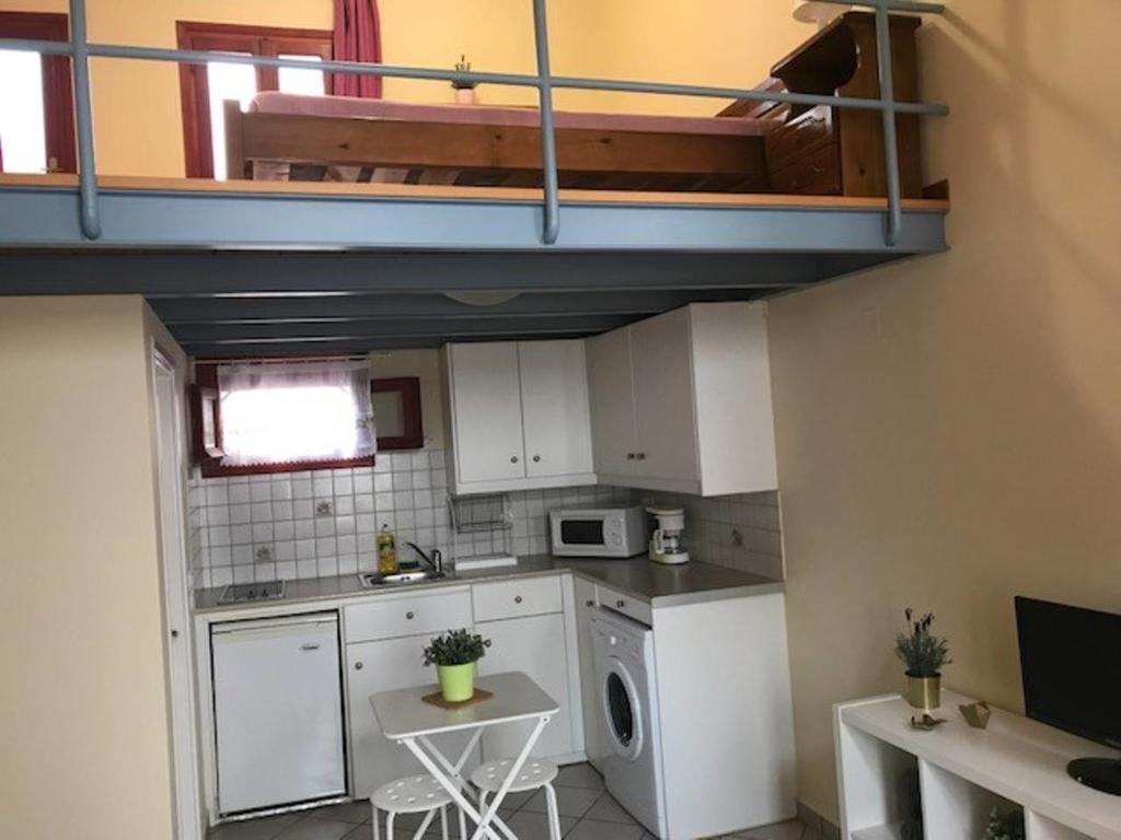 Ermoupoli, Syros Apartment *